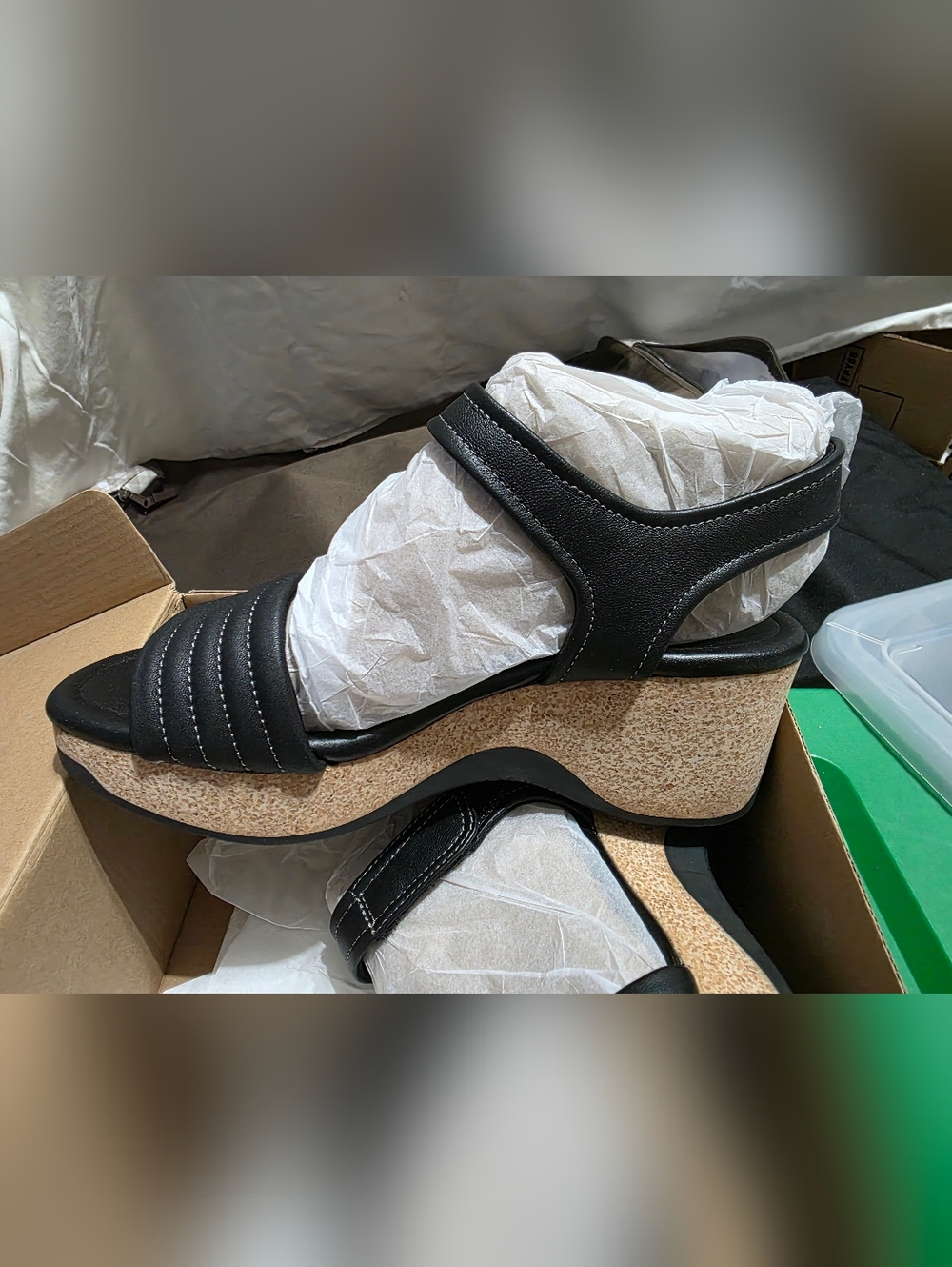 Clarks Chelseah Gem Women Leather Wedge Sandals Adjustable Strap Black Size 8M
